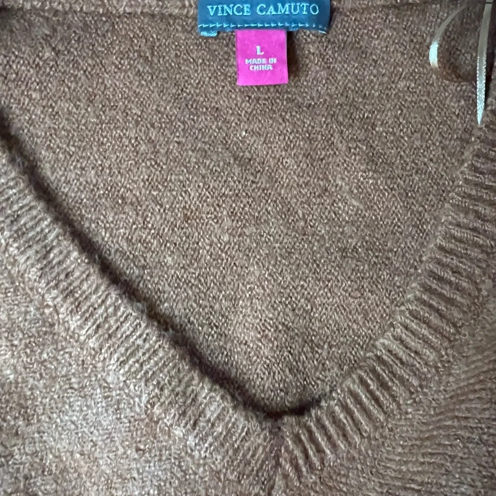 Vince Camuto Women’s V-Neck Sweater Size: L Toasted Orange 3/4-Sleeve Sweater - Picture 4 of 5
